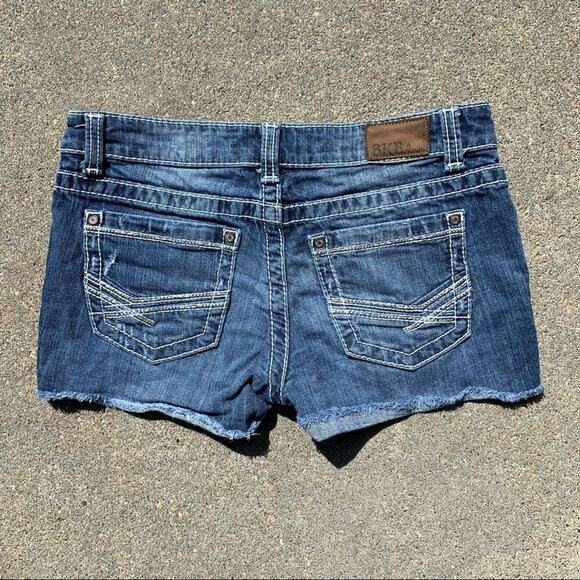 BKE Stella Franson low rise slim fit jean shorts - Picture 2 of 7